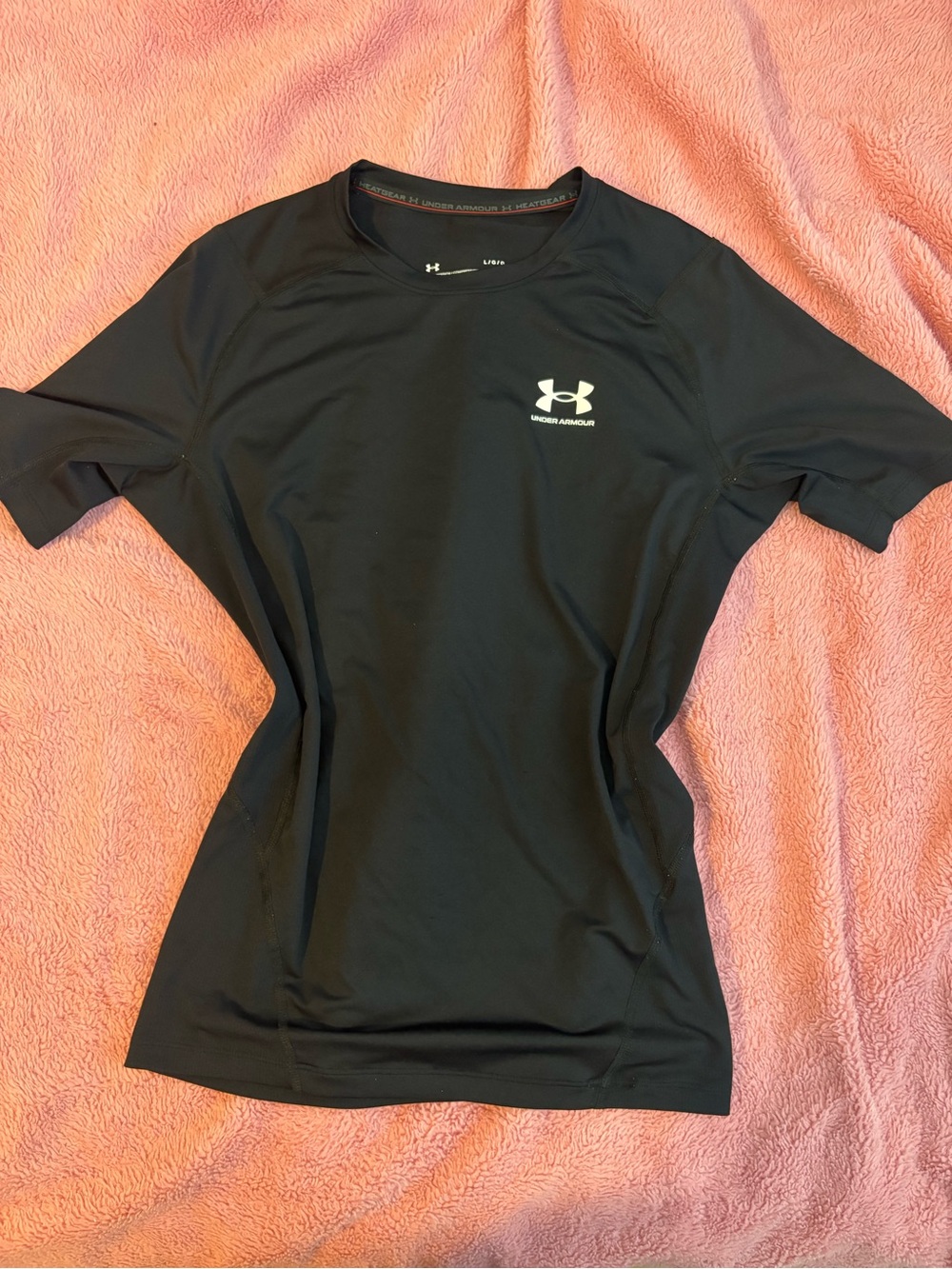 Under Armour Black Short-Sleeve Performance Tee - Women's